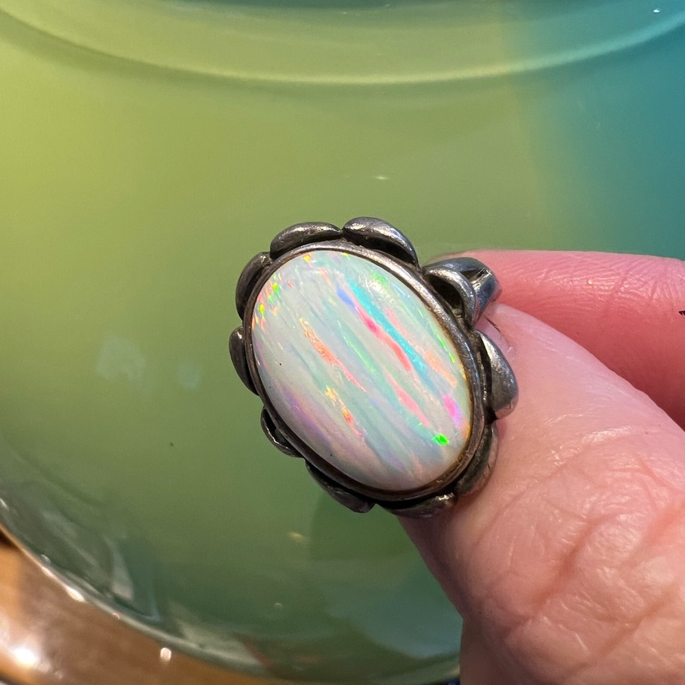 Unique Vintage Sterling Silver Opal Ring read below size 4 1/4 - Picture 3 of 7